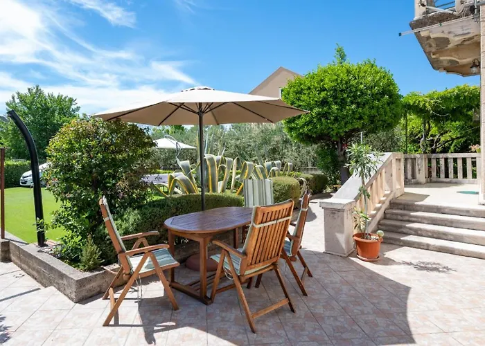 Celio-cega For 4+2, Center Trogir