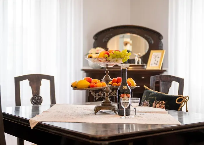 Celio-cega For 4+2, Center