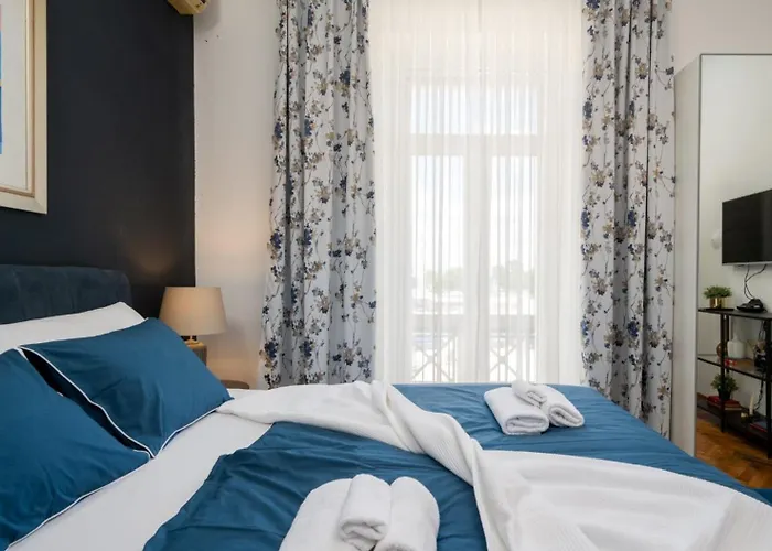 Celio-cega For 4+2, Center Вілла Трогір