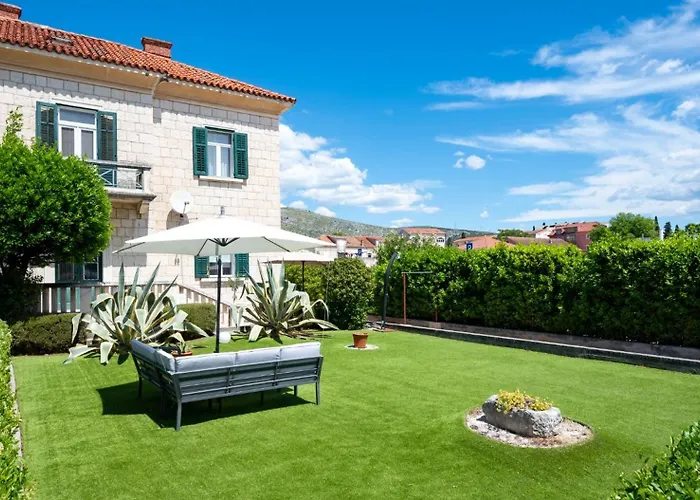 Villa Celio-cega For 4+2, Center