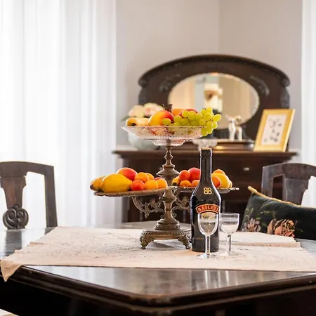 Celio-cega For 4+2, Center